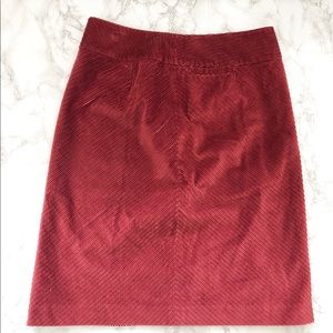 Ann Taylor corduroy skirt size 4 burnt orange